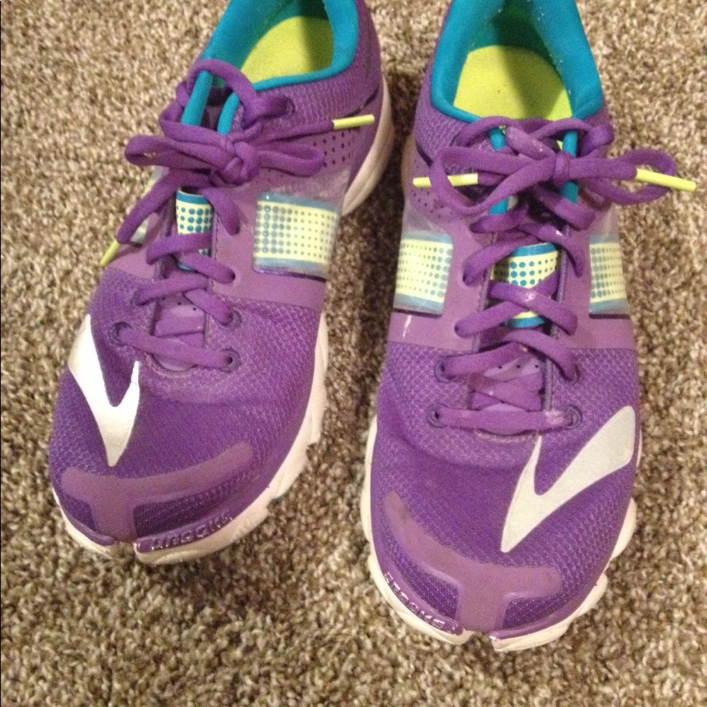 Brooks pure flow women's 9.5