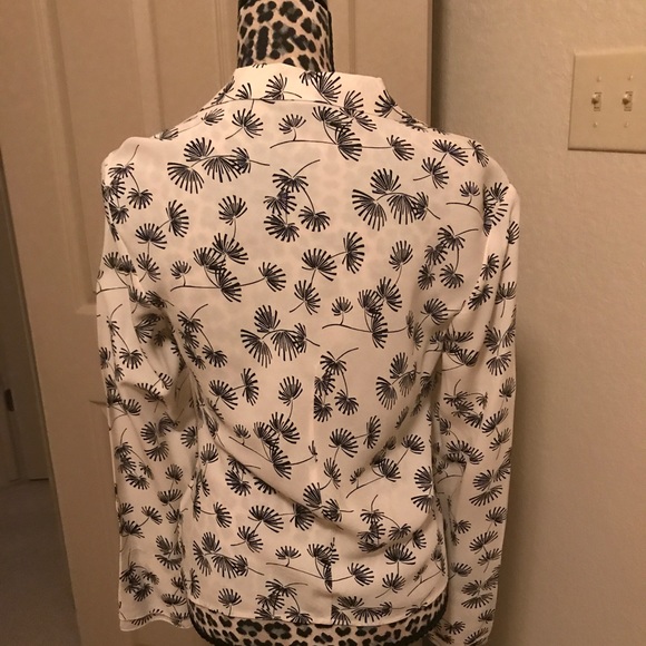 The Limited- dandelion print silk blouse - Picture 2 of 6