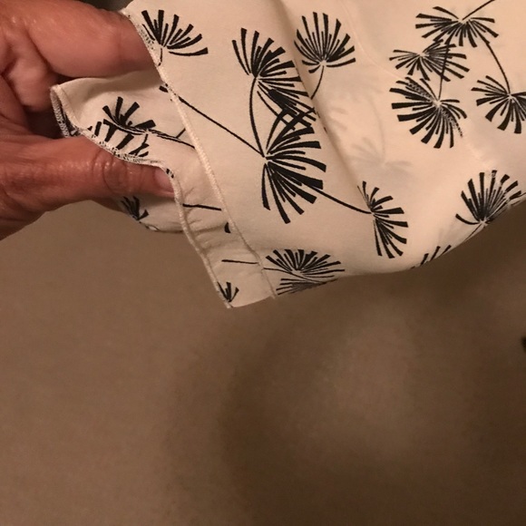 The Limited- dandelion print silk blouse - Picture 3 of 6