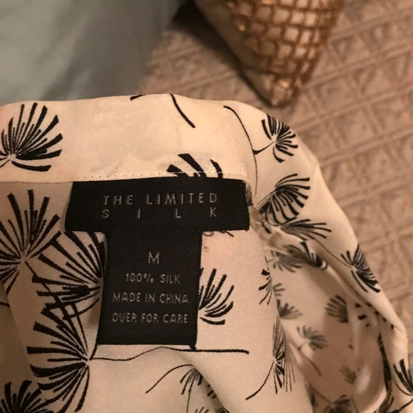 The Limited- dandelion print silk blouse - Picture 6 of 6