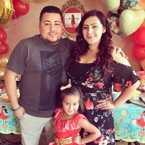 Meet your Posher, Victor