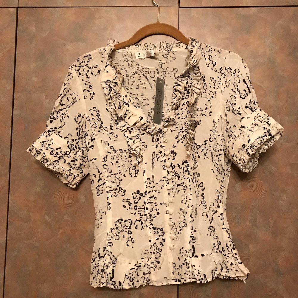 BRAND NEW - Cream & Black Print Blouse