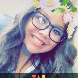 Meet your Posher, Nayeli