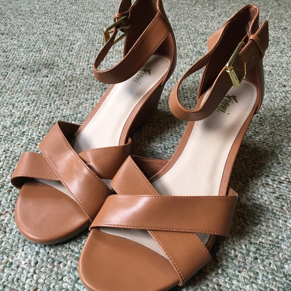 Brown Sandal wedge heels