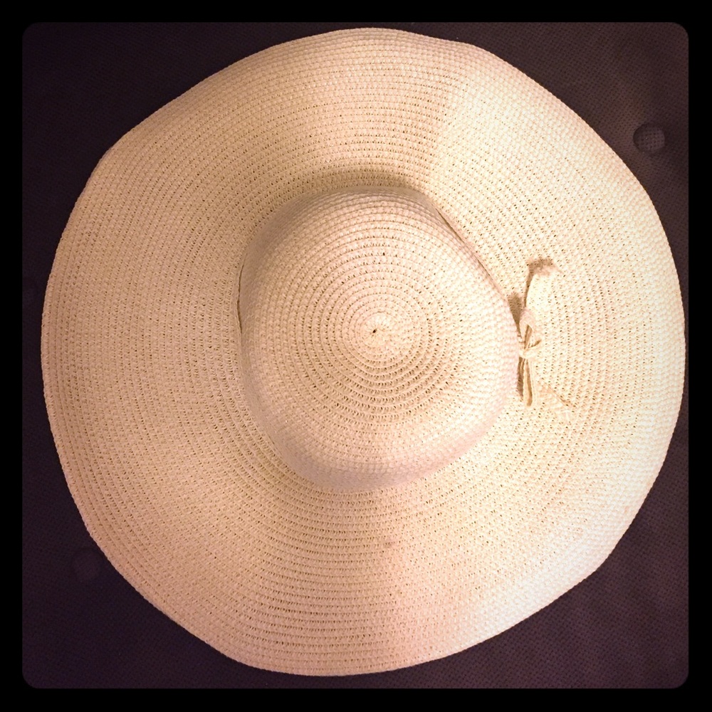 adorable wide-brimmed straw hat