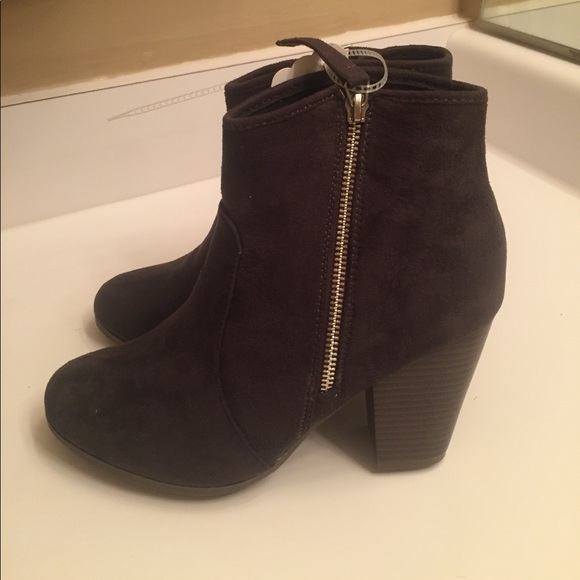 Shoes - New booties
