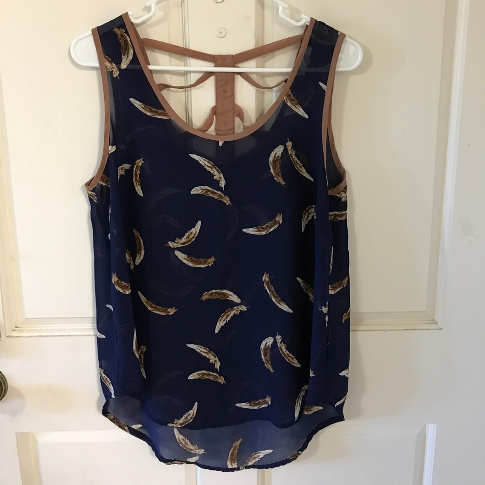 Shear Tank. Size Large