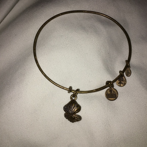 Pearl on oyster Alex and Ani - Picture 2 of 3