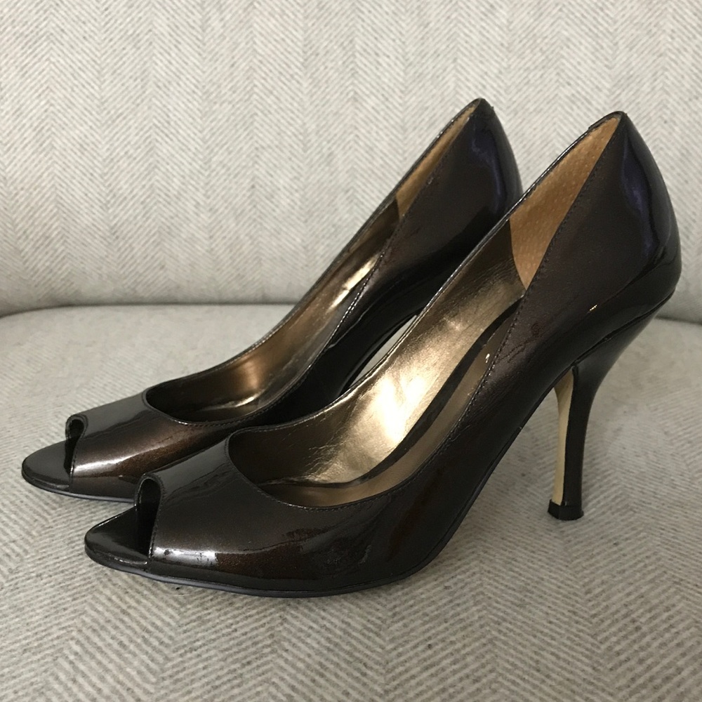 Ann Klein BROWN Patent Leather Heels