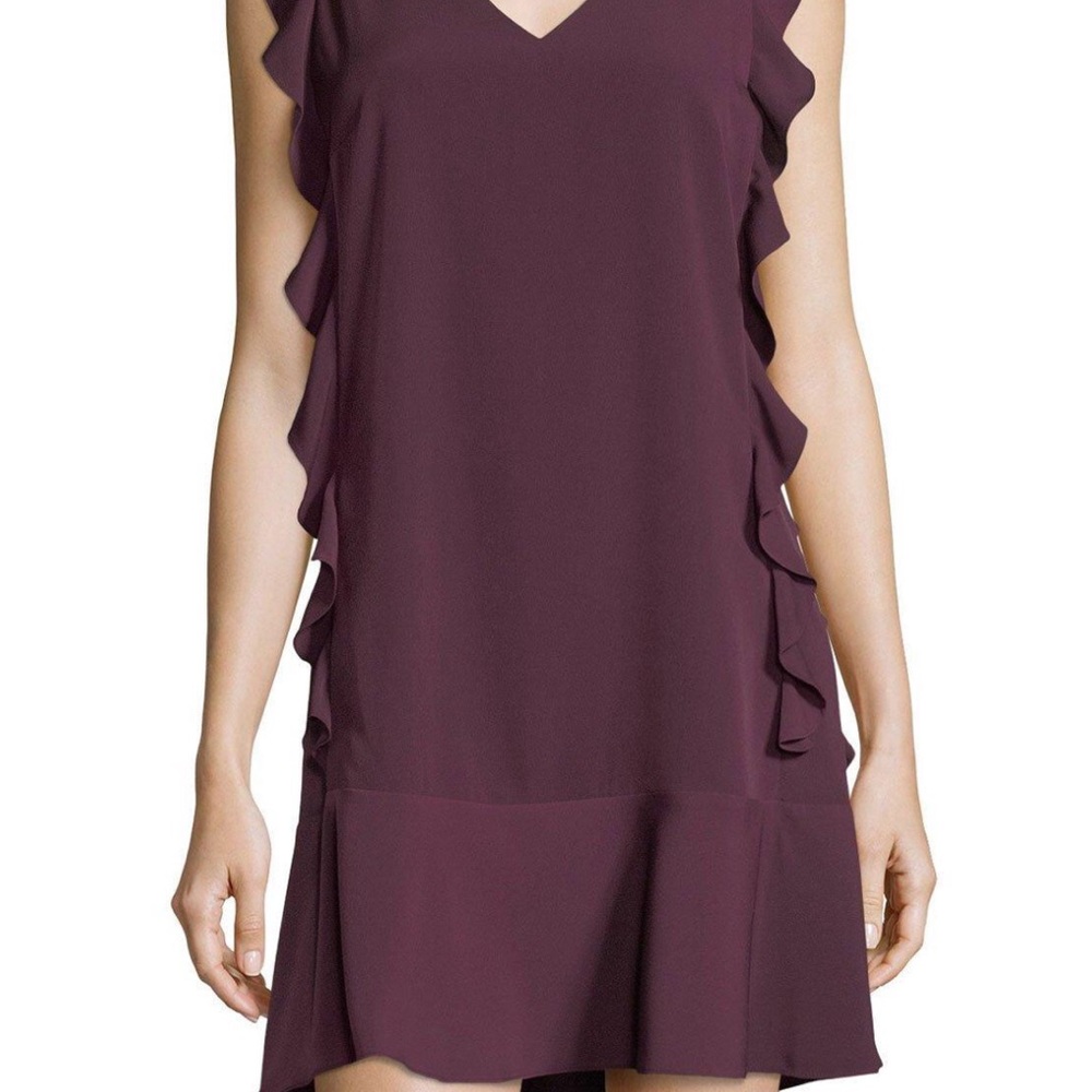 NWT. CeCe Harper Ruffled Drop Waist Dress. Size 0.