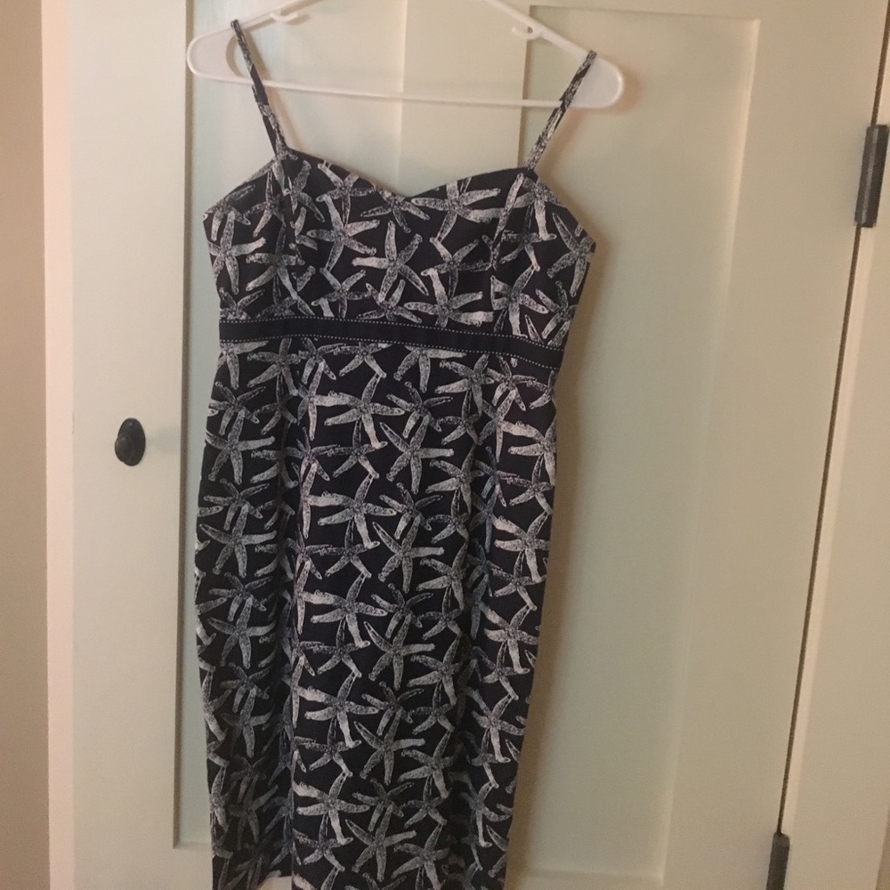 Vineyard Vines navy blue starfish dress (size 2)