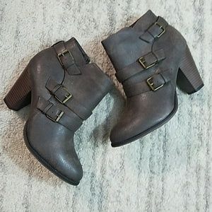 NWT Booties