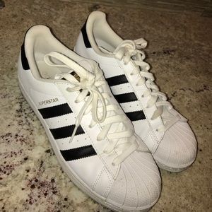 Adidas Superstars 