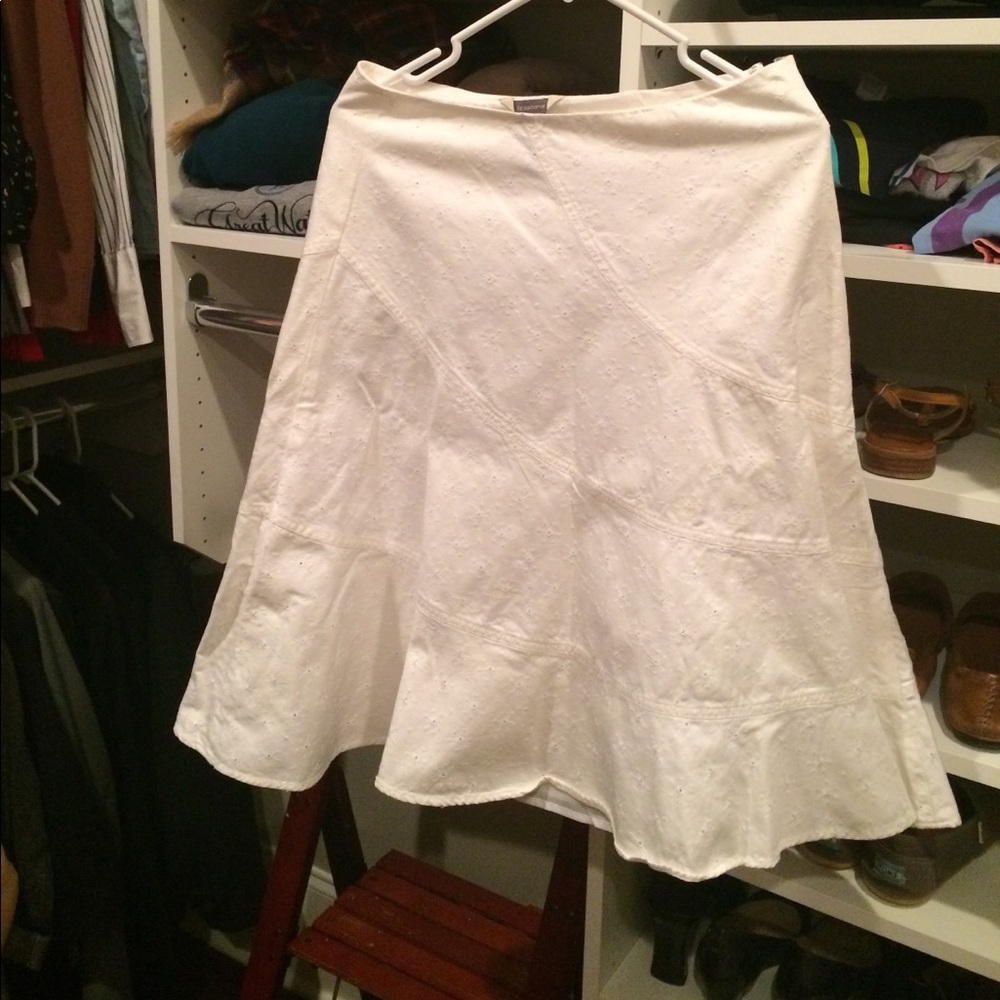 Sweet little skirt-perfect for Sundays!