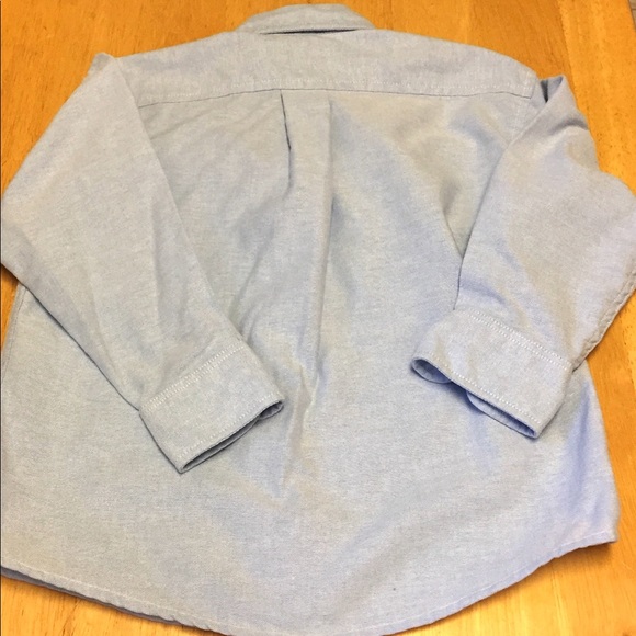 ❤️SOLD❤️Oshkosh blue cotton dress shirt. - Picture 2 of 2
