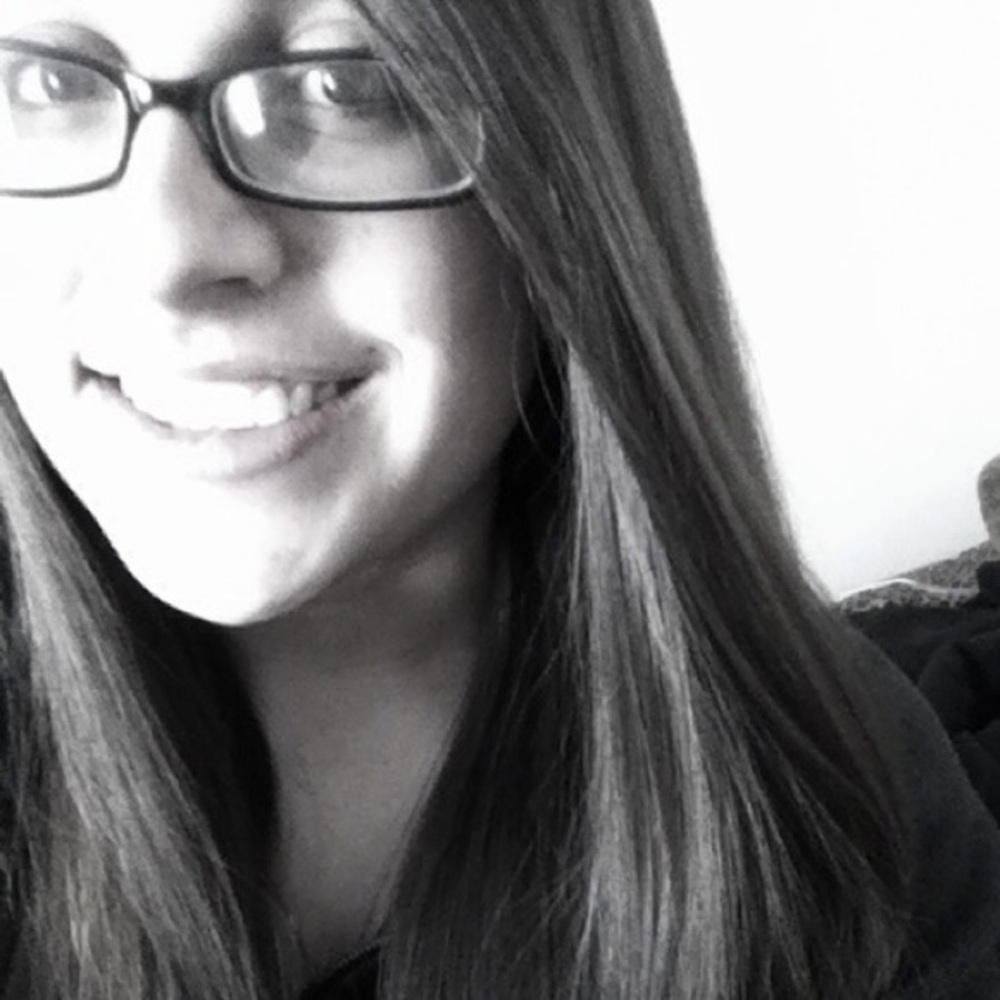 Meet your Posher, Danielle