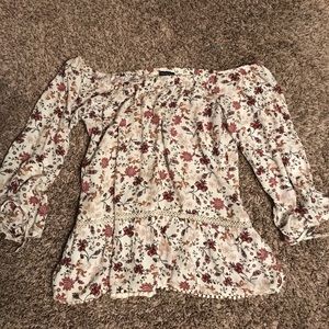 American eagle off the shoulder top