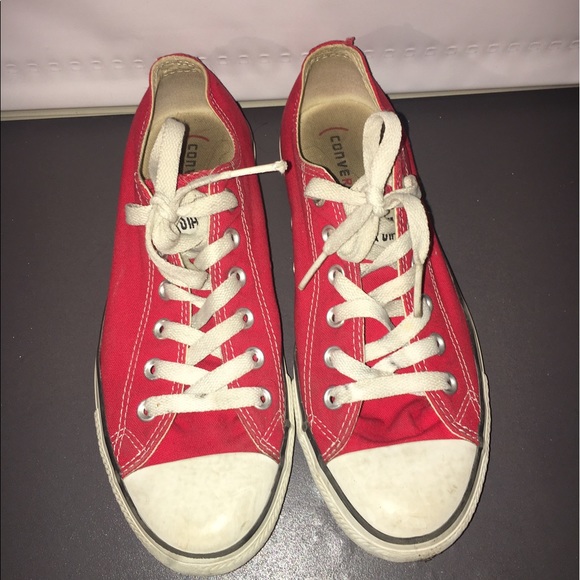 Red Converse Original - Picture 1 of 3