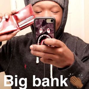 Meet your Posher, Lee