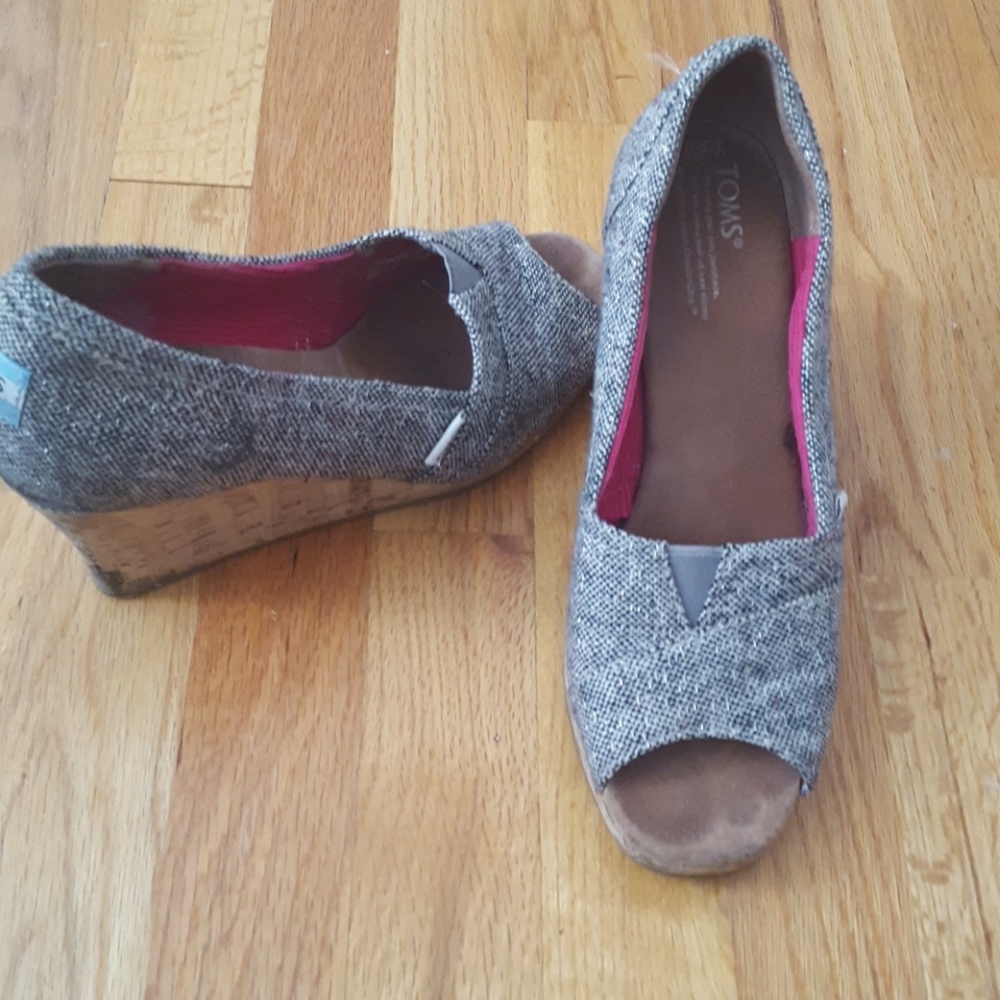 Toms Wedges