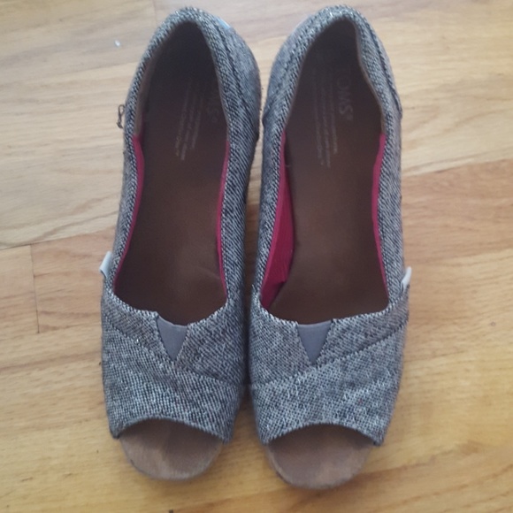 Toms Wedges - Picture 3 of 3