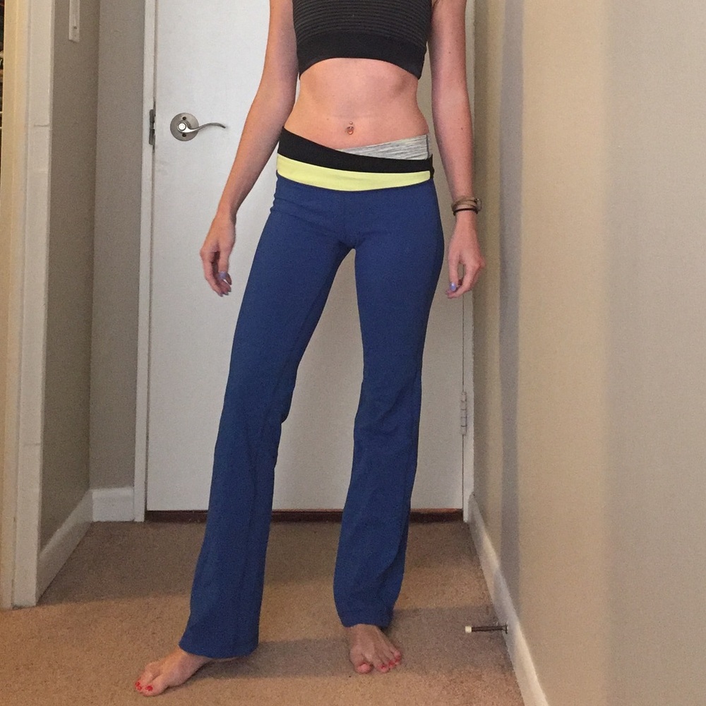 Lululemon astro pants size 4