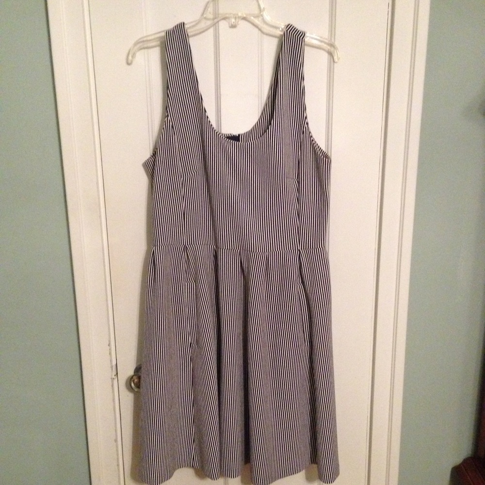 Navy and White pin stripe Dress Banana Republic