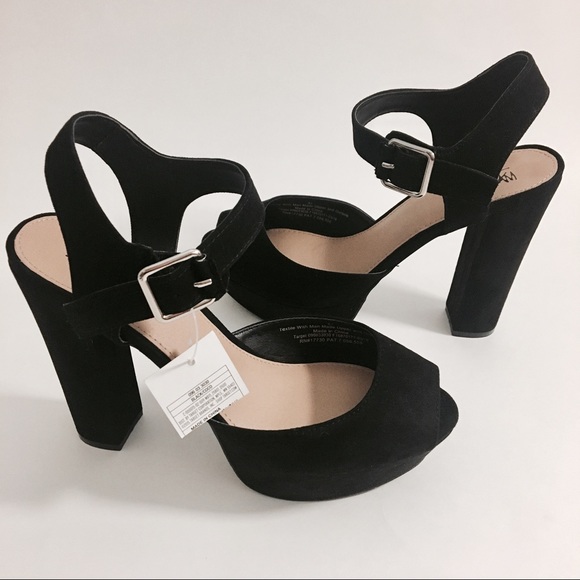 NWT Size 8.5 Mossimo pumps - Picture 2 of 4