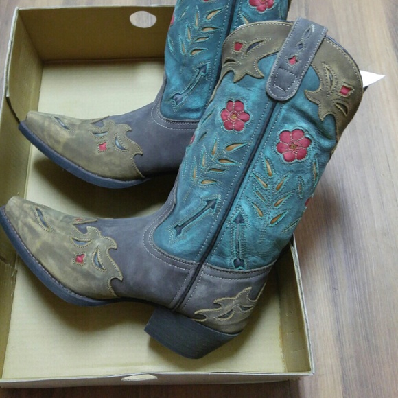 Laredo Shoes - Laredo floral genuine leather boots