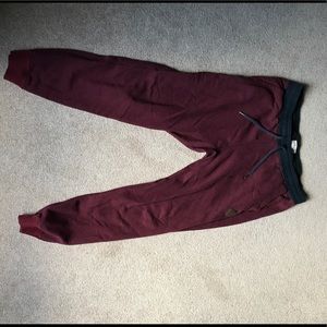 Hollister joggers