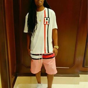 Meet your Posher, Dennis