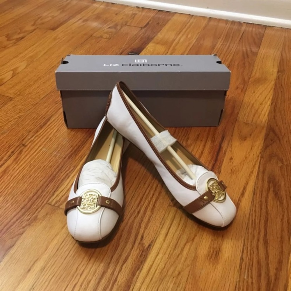 Liz Claiborne ballet flats