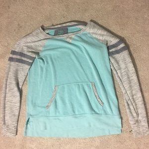 Hoodless sweatshirt