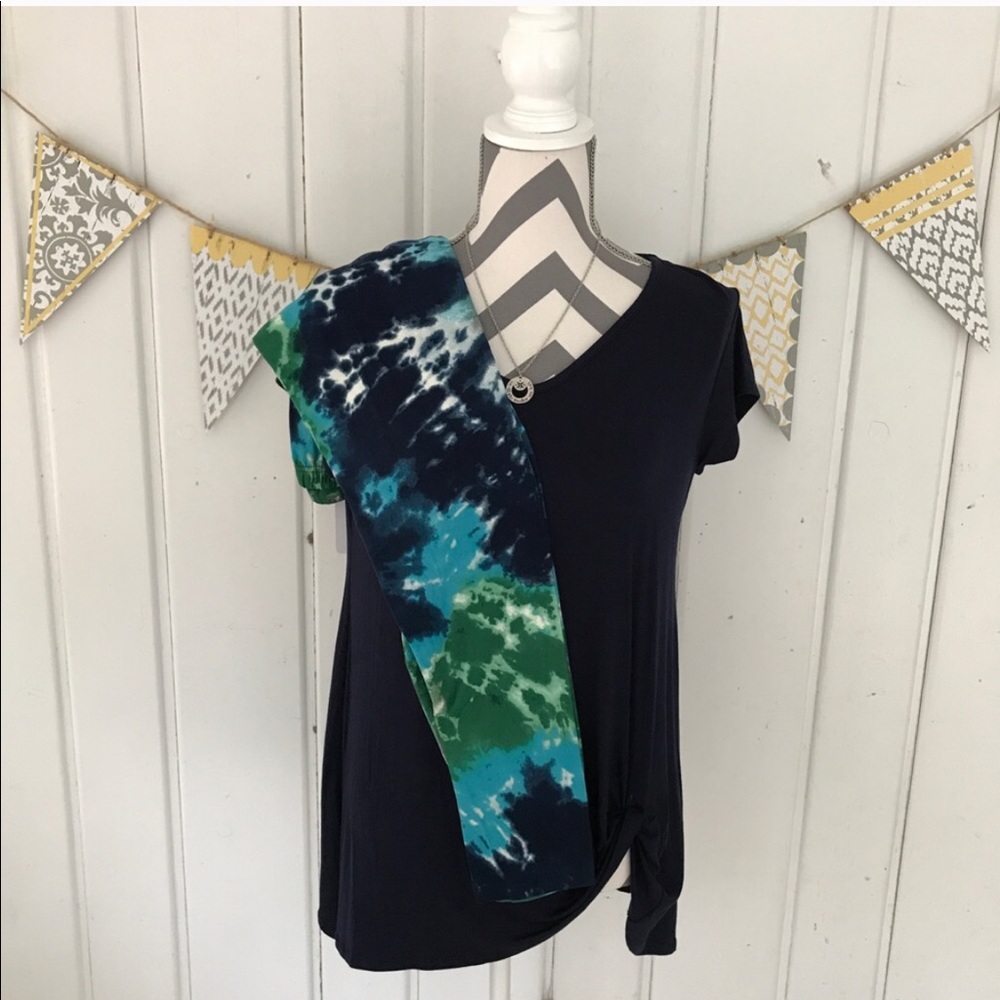 Buttery Soft Blue Green Tie Dye Leggings - Picture 3 of 4
