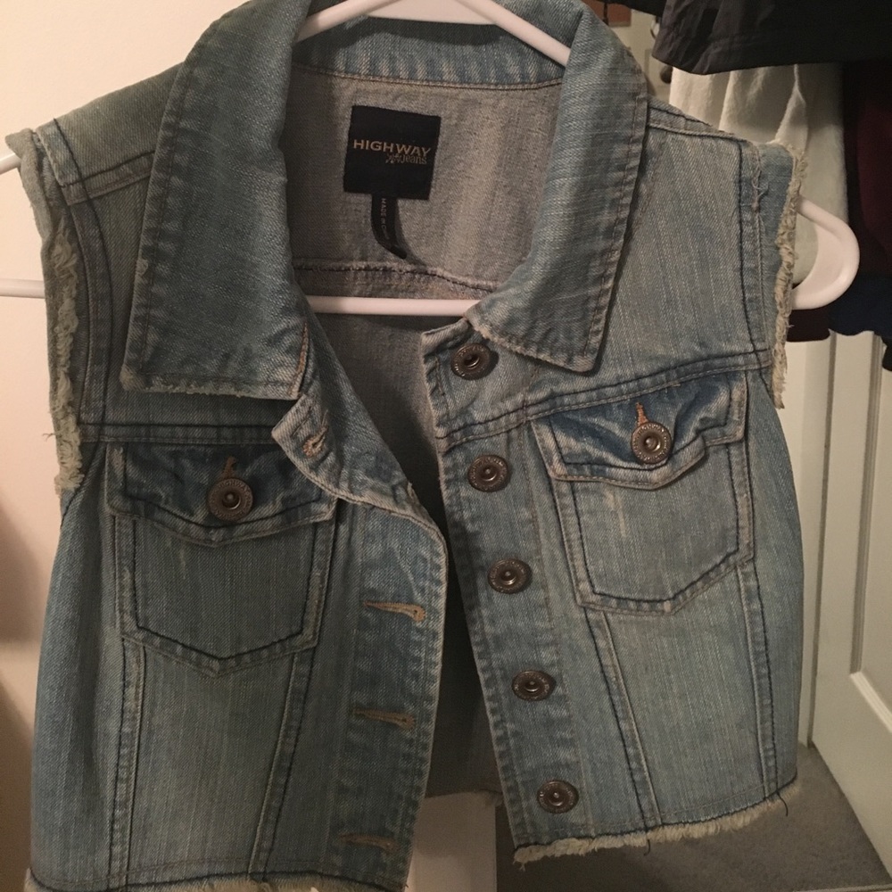 Jean Vest