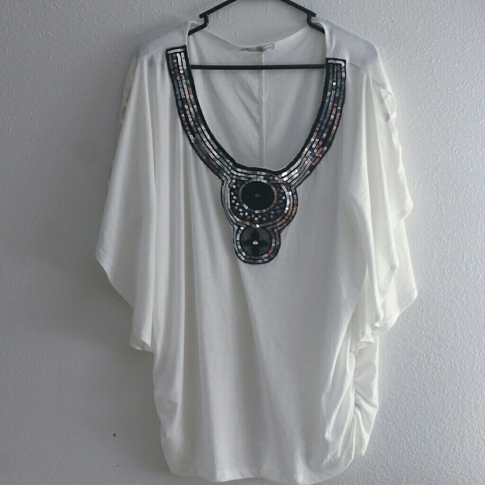 Maurices butterfly sleeve top 1x