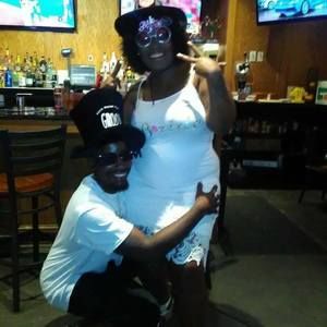 Meet your Posher, Dennis