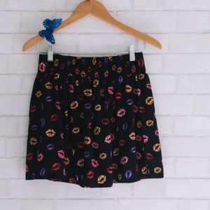Forever 21 Multicolor Lip Pattern Skirt Size M