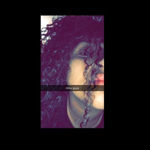 Meet your Posher, Ana