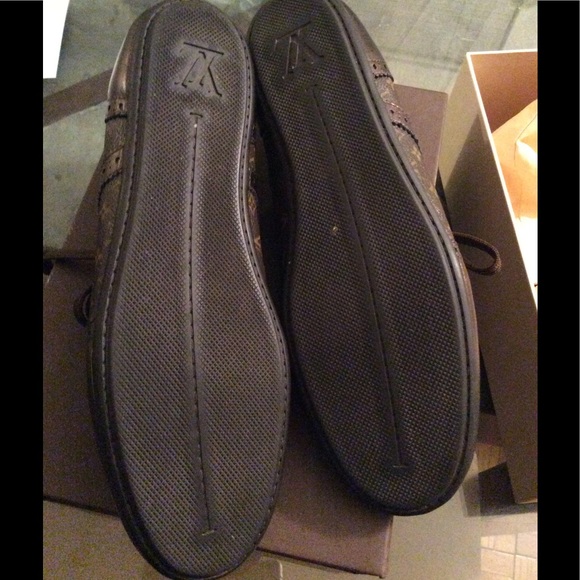 Louis Vuitton - Picture 4 of 4