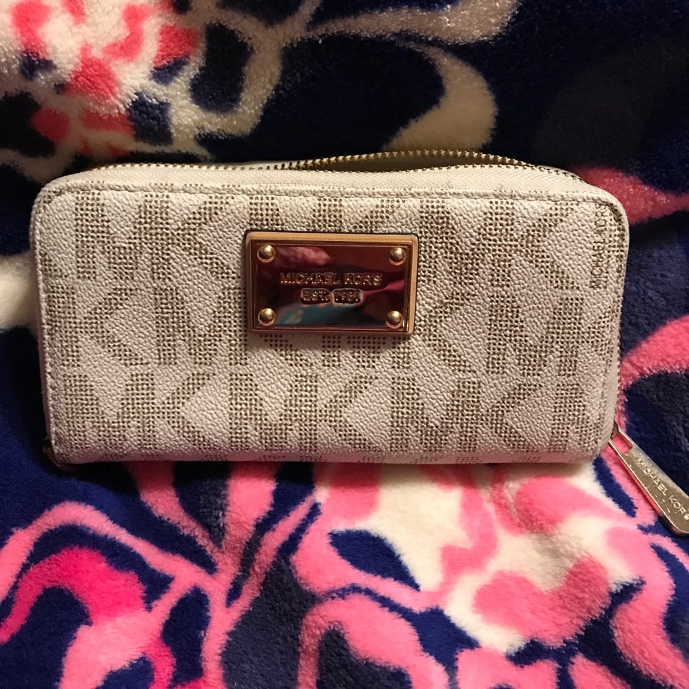 MK wallet