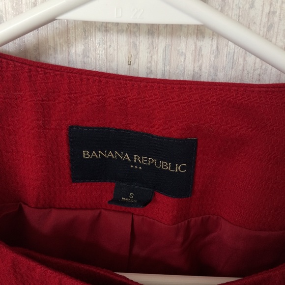 Banana Republic Red Jacket - Picture 5 of 6