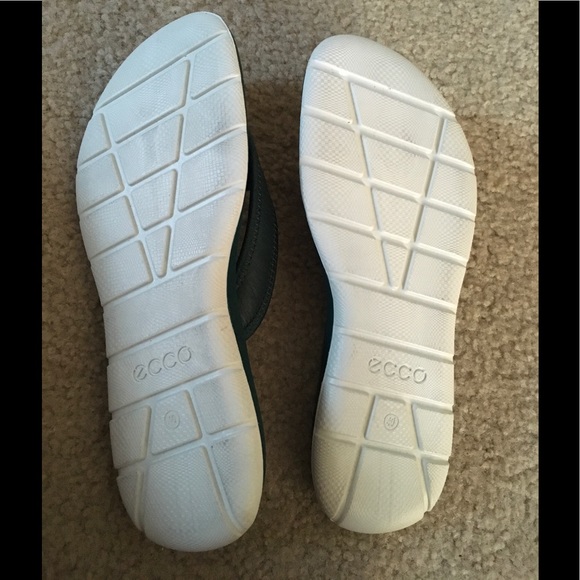 ecco unisex flip flops - Picture 4 of 4
