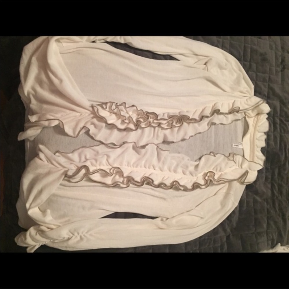 Studio y cardigan cream ruffled