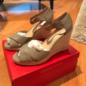Adrienne Vittadini Wedges Size 8