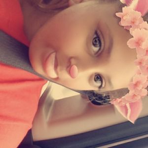 Meet your Posher, Alicia