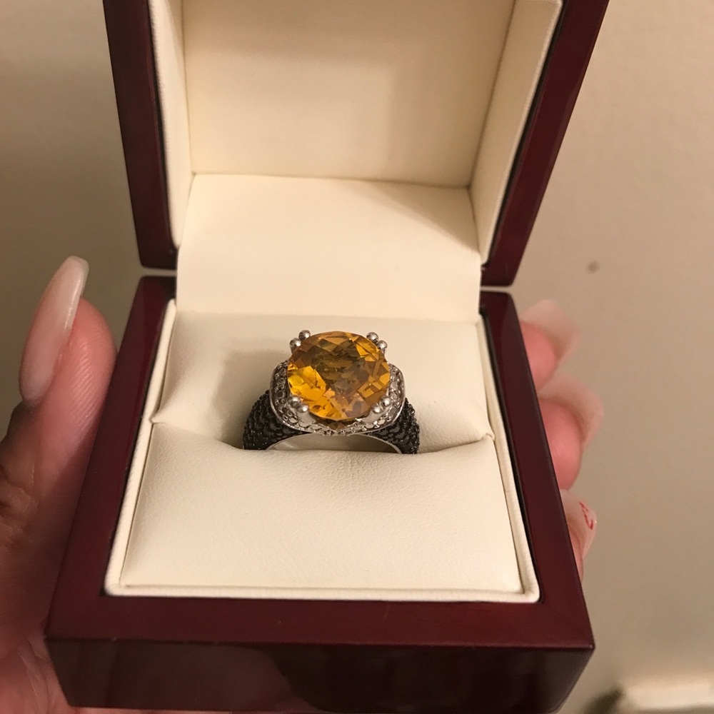 Citrine and Black Diamond 925 Silver ring.