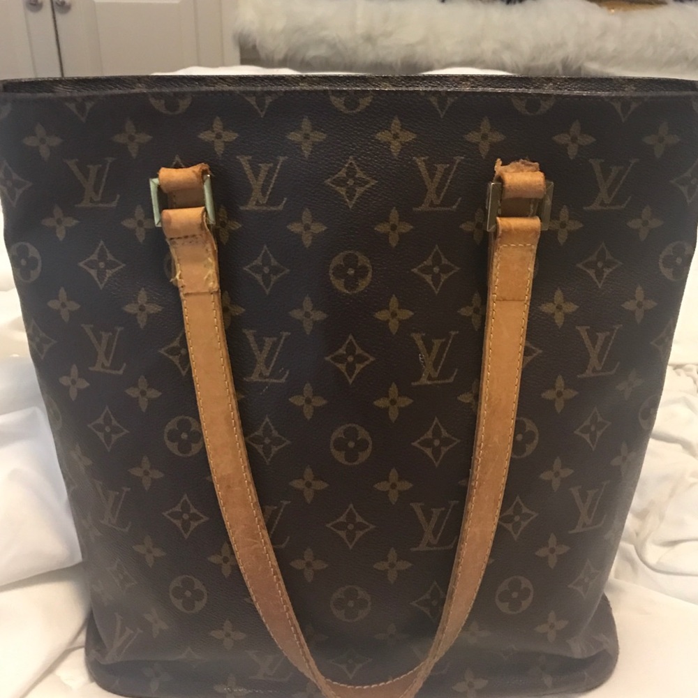 ‼️FLASH SALE‼️Authentic Louis Vuitton Vavin GM bag