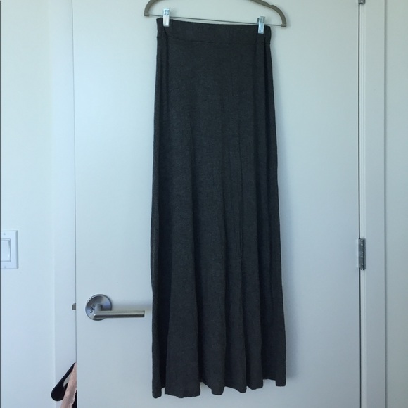 Brandy Melville Gray maxi skirt - Picture 2 of 4