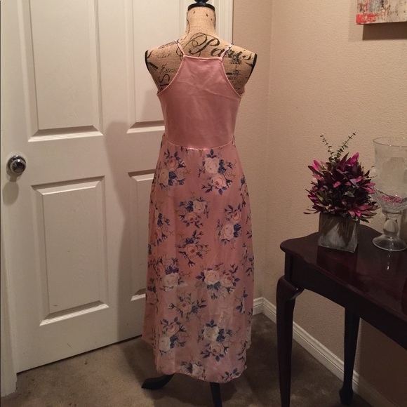 Dress - Picture 3 of 8